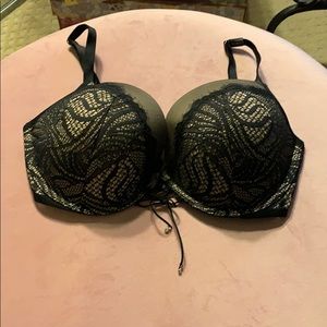 VS sexy 34DD never worn